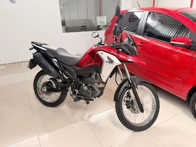 MOTO EM ESTADO DE ZERO