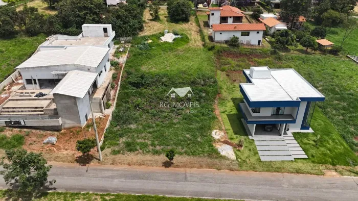 Lote no condomínio serra dos bandeirantes