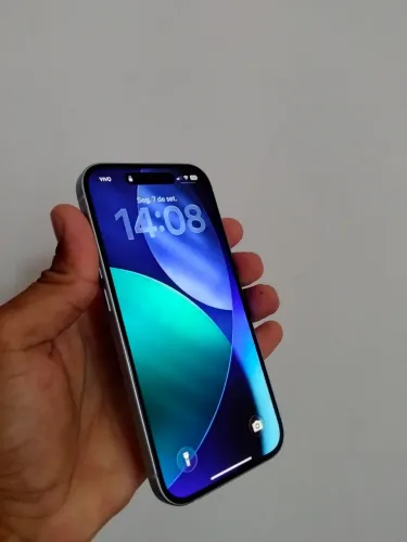 iPhone 15 novo