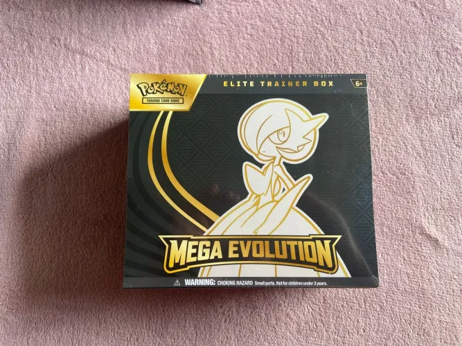 Mega evolução   gardevoa  e lucario  inglês 