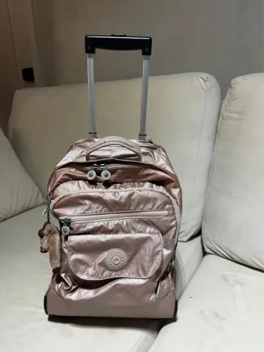 Vendo Mochila, Estojo Lancheira Kiplin