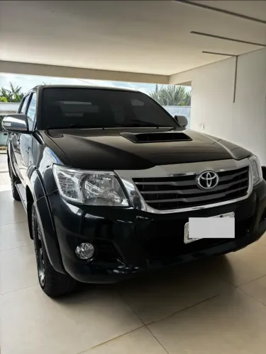 Toyota Hilux CD SRV D4-d 4X4 3.0 TDI Diesel AUT 2014