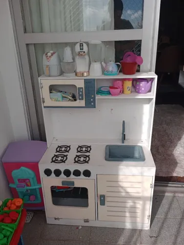 Cozinha montessoriana infantil