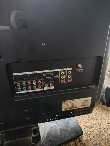 Tv LG 26 polegadas com defeito