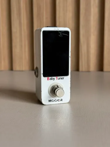 Pedal afinador Mooer baby Tuner