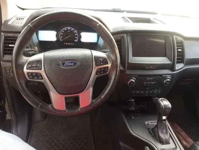 Ford Ranger Black 2.2 4X2 CD Diesel AUT 2022