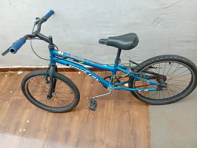 Bicicleta aro 20 Houston tipo crois para criança