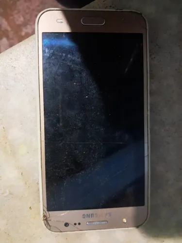 CELULARES QUEBRADOS