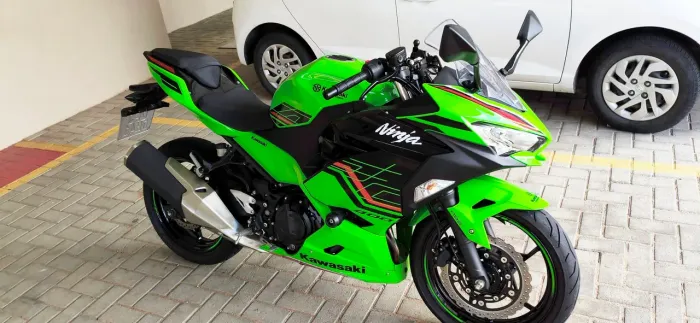 Kawasaki Ninja 400 KRT Edition 2023 - Estado de Zero!