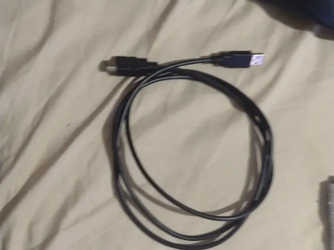 Cabo USB convertendo pra hdmi