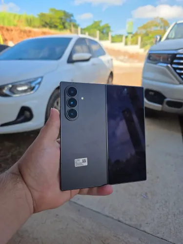 Samsung Galaxy Z Fold 7 16gb/1T NA CAIXA EM ATÉ 6X SEM JUROS ACEITO TROCA