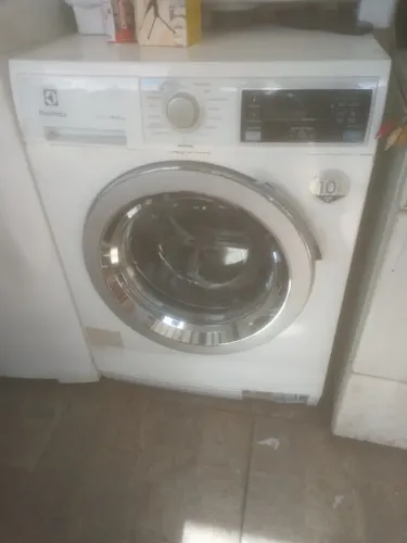 Vende máquina Electrolux funcionando perfeitamente 10 kg