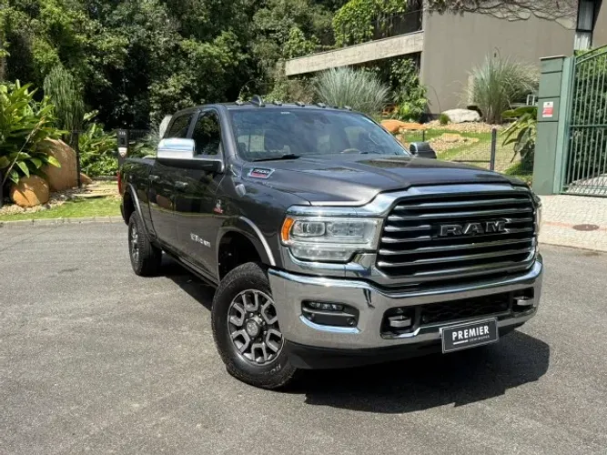 Ram 3500 Limited Longhorn 6.7 TB CD Diesel 2022