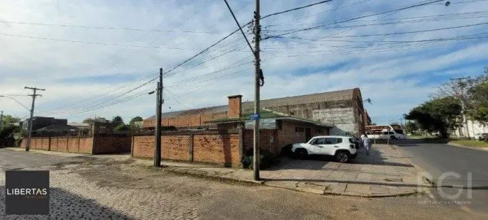 Depósito Pavilhão Venda no Bairro Navegantes com 1800m² de terreno e 324m² de