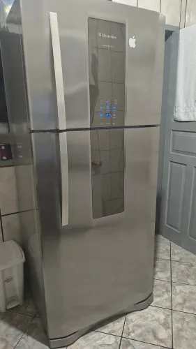 Geladeira Eletrolux infinity