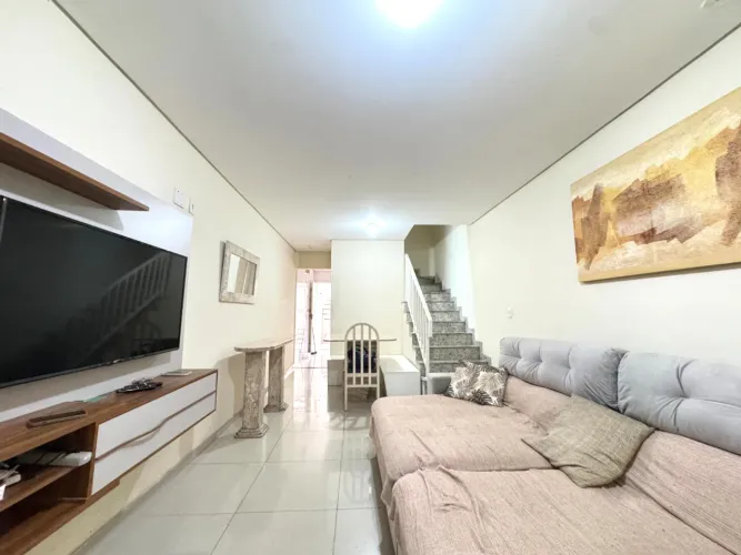 Sobrado para venda em Sapopemba com 3 quartos, sendo 3 suítes, 90m²