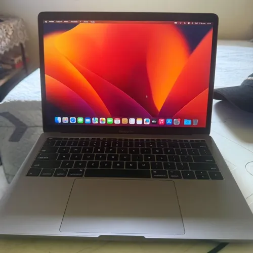 MacBook Pro 2017 Core i5 SSD 256GB/8GB