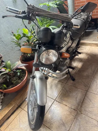 Vendo Moto Prata - 2002