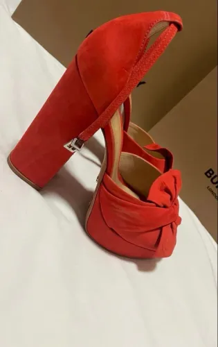 Sandália laranja Schutz TAM 39
