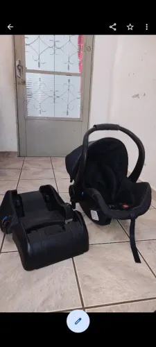Bebê conforto completo com base Galzerano