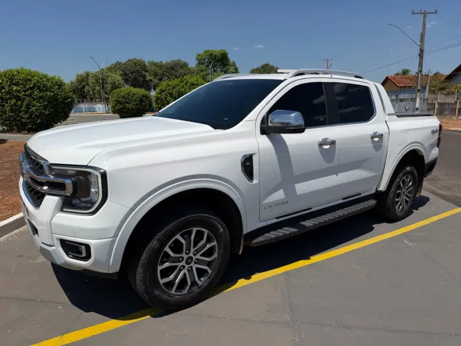 Ford Ranger Limited 3.0 V6 4X4 CD TB Die. AUT 2024