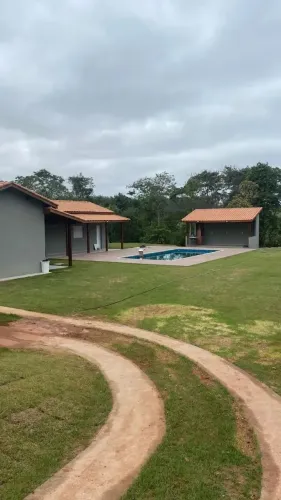Imóvel para venda tem 600 metros quadrados com 3 quartos em Águas de Igaratá - Igaratá - S