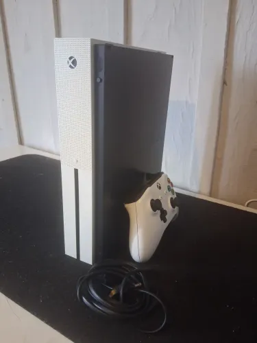 Xbox one s 1Tb