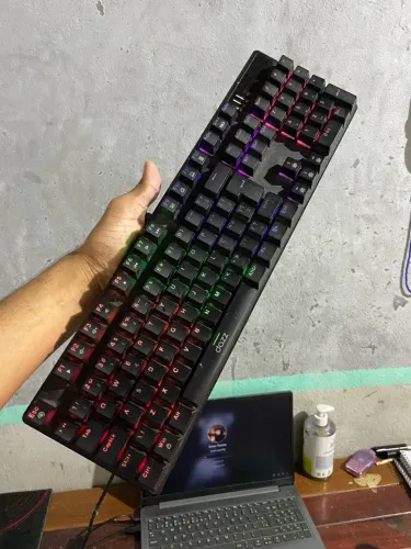 Teclado gamer 