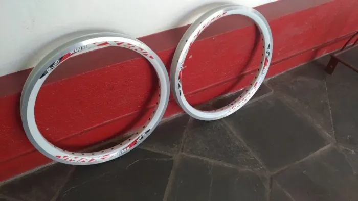 Par de Aro 20 Vzan Vmaxx Branco - Parede Dupla (Novo)