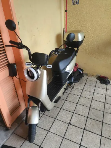 Scooter Eletrica/moto elétrica 4.200