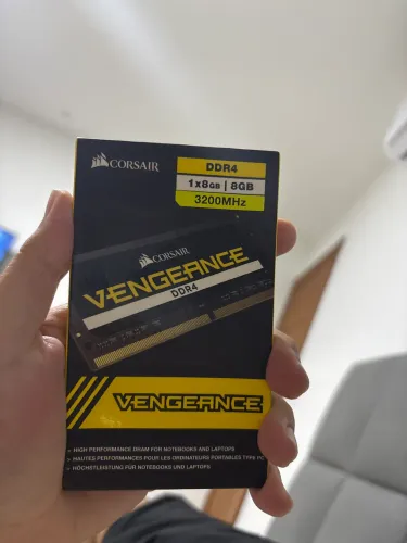 MEMÓRIA RAM CORSAIR VENGEANCE PARA NOTEBOOK, 8GB, 3200MHZ, C22, LACRADO!!