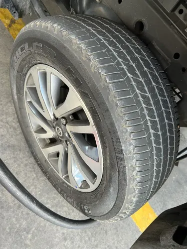Pneu bridgestone 255/60 r18 dueler ht (original frontier)