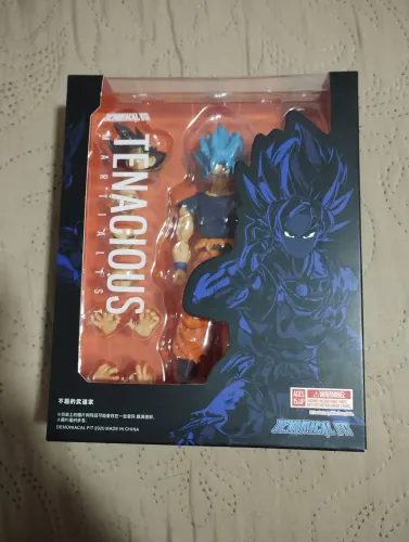 Sh figuarts Goku ui incompleto Df OBS:Leia o anúncio antes de comprar*