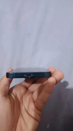 iPhone 13 mini