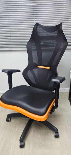 Cadeira Plaxmetal Vizon DZ (muito top)