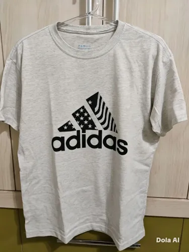 Camiseta básica Adidas