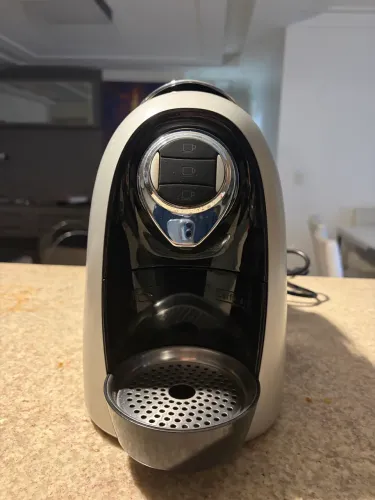 Cafeteira três corações 