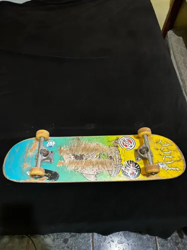 Vendo skate usado motivo estou de mudança e quero desapegar