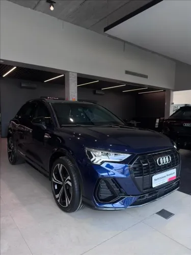 Audi Q3 Perf. Black 2.0 TFSI Tiptr. Quattro 2024