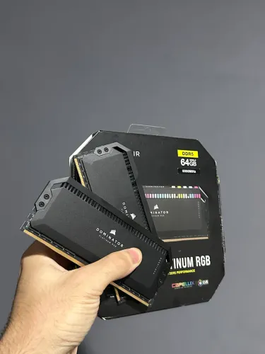 Memória ram ddr5 64gb corsair dominator 6000mhz cl30 