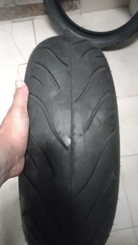 Pneu 120/70/17