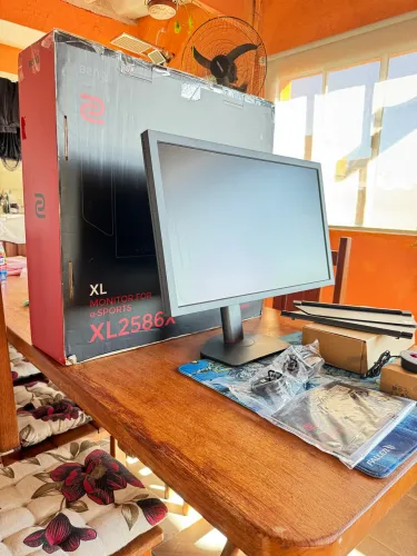 Monitor benq 600hz XL2586X+