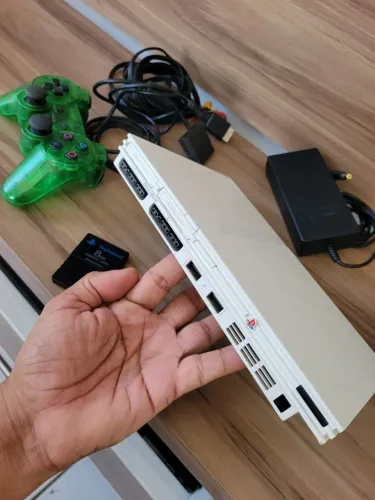 Playstation 2 Branco desbloqueado.