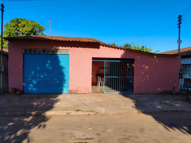 Vendo Casa em Santa Barbara de Goiás