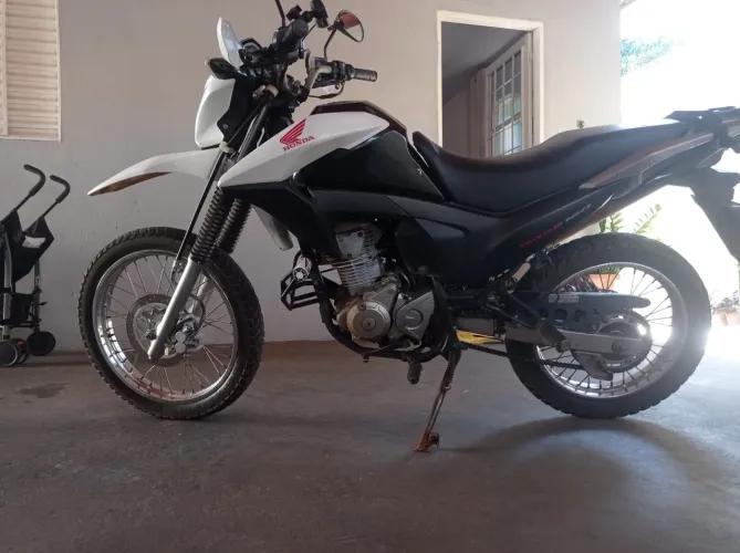 Vendo broz 160 2014 modelo 2015