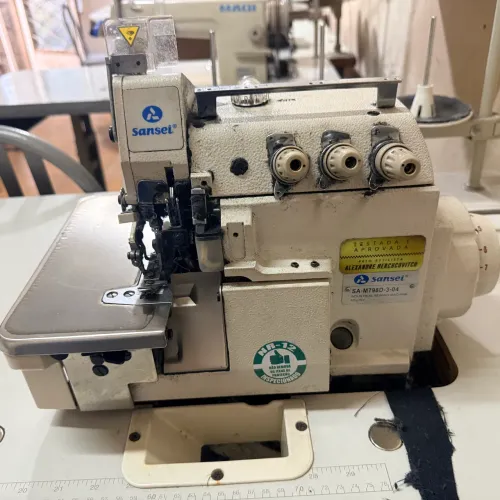 Maquina de Costura interlock