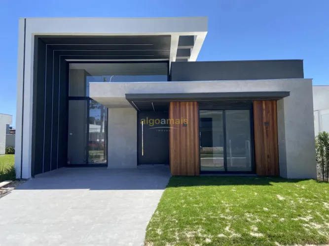 Casa em Condomínio à venda em Xangri-Lá - Condomínio Blue Xangri-La - Novo e Pronto para M