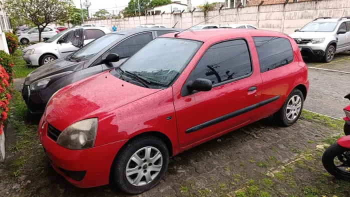 Renault Clio Hi-flex 1.0 16V 3P 2012