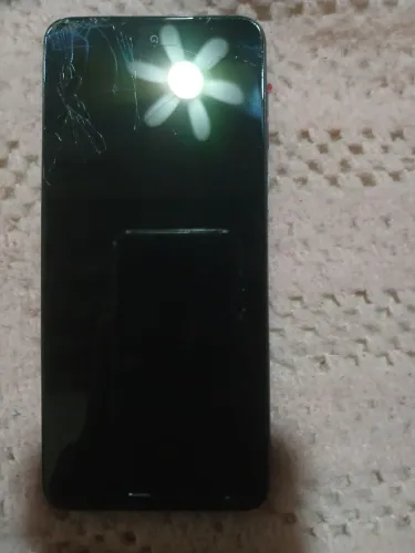 Moto G14 128GB 4GB RAM | Funcionando | Tela com Pequeno Trincado