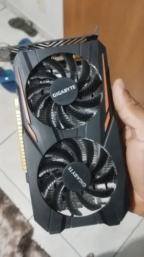 Placa de vídeo GTX 1050 ti